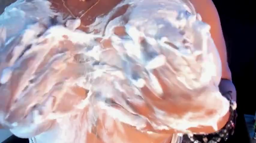 Thumbnail for CharlotteBrown21's Premium Video BUBIES FOAM SHOW