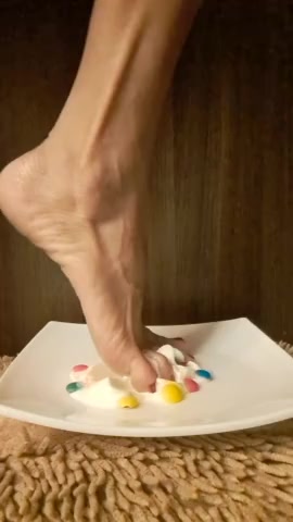 Thumbnail for KarenDuval's Premium Video Watch this video!