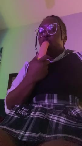 Thumbnail for Deztineetv's Premium Video After work dick suck