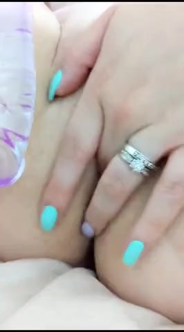 Thumbnail for EvieMooree's Premium Video Hear me moan whilst I fuck myself