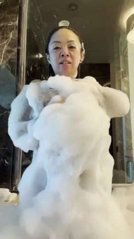 Thumbnail for SweetSexyFilipina's Premium Video Bubble bath delight! Splashing and rubbing bubbles off to see my body splash splashing