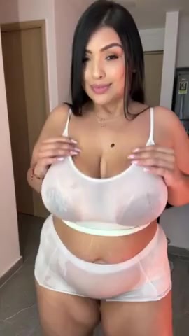 Thumbnail for Emilycurvyx's Premium Video Watch this video!