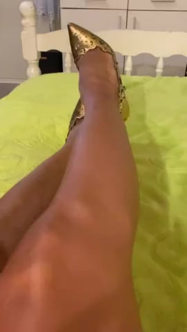 Thumbnail for aWoman's Premium Video Just legs & feet.