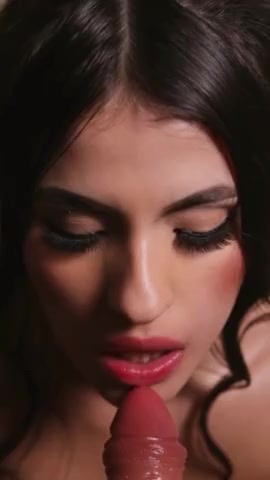 Thumbnail for AlisonMartins's Premium Video Alison suck your cock.