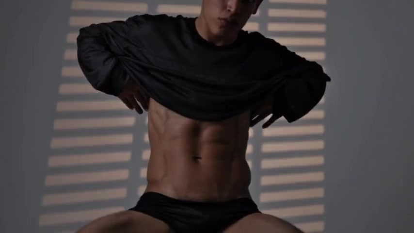 Thumbnail for Emiliano_Paez's Premium Video Watch this video!