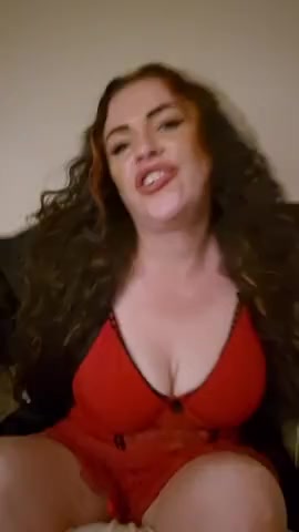 Thumbnail for MuckyMilf's Premium Video Watch this video!