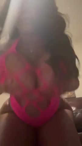 Thumbnail for RachelRaxxx's Premium Video Oily boob tease.