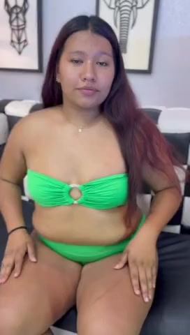 Thumbnail for Sharon_Curvy's Premium Video Watch this video!