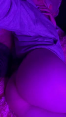 Thumbnail for Antonelawildd's Premium Video Watch this video!