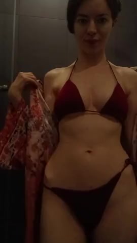 Thumbnail for Emmaexplores's Premium Video shower strip and play