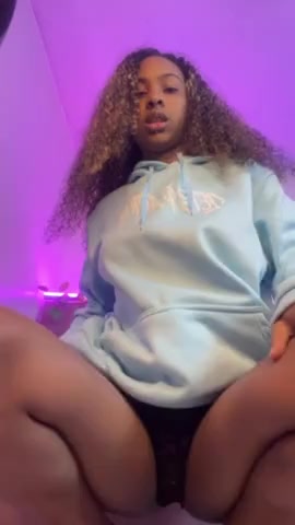 Thumbnail for Triipsy's Premium Video come dance with me