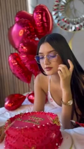 Thumbnail for Saraa_Skinny's Premium Video Happy valentine's day.