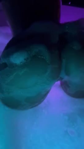 Thumbnail for MaddieSweetie's Premium Video Look how hot my holes are in the water, my ass full of foam, what I wouldn't give to be full of your cum.