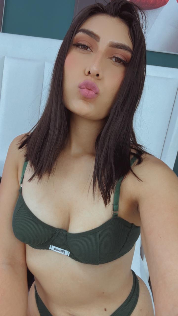 AshleyZaens picture 4