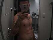 Luke_Steel