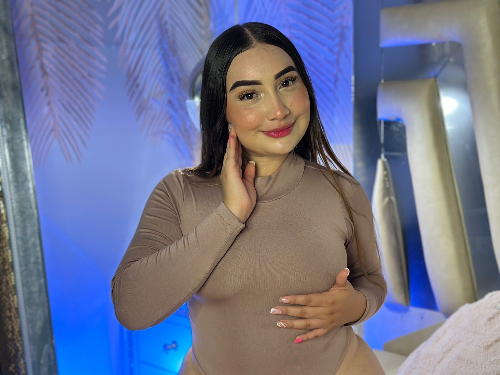 mia_cuttee from Jerkmate