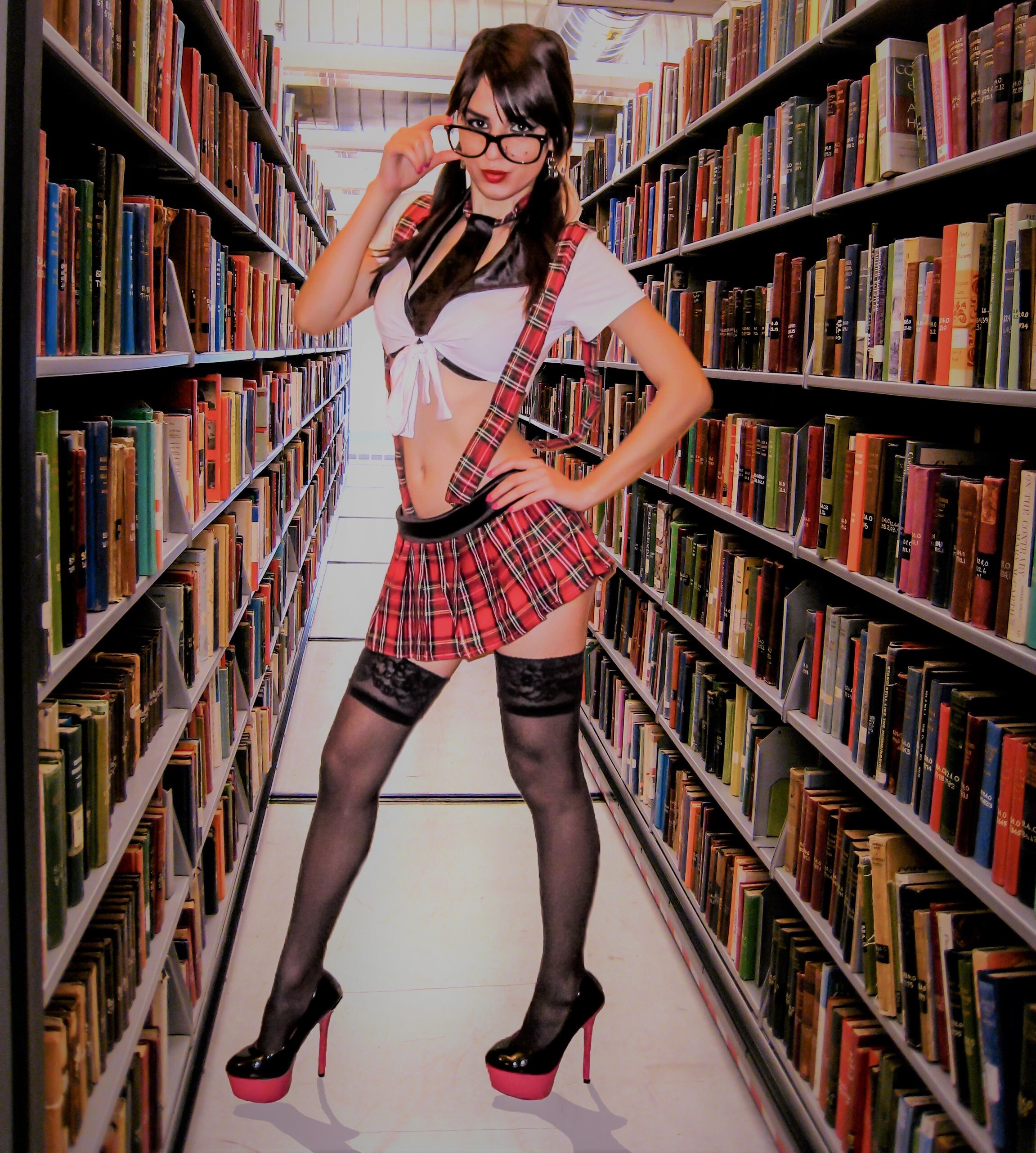 MistressMadelyn picture 3