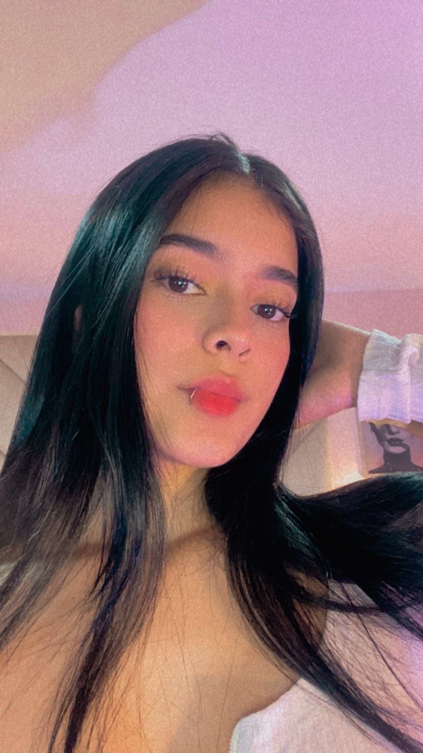 isaaqueen from Jerkmate