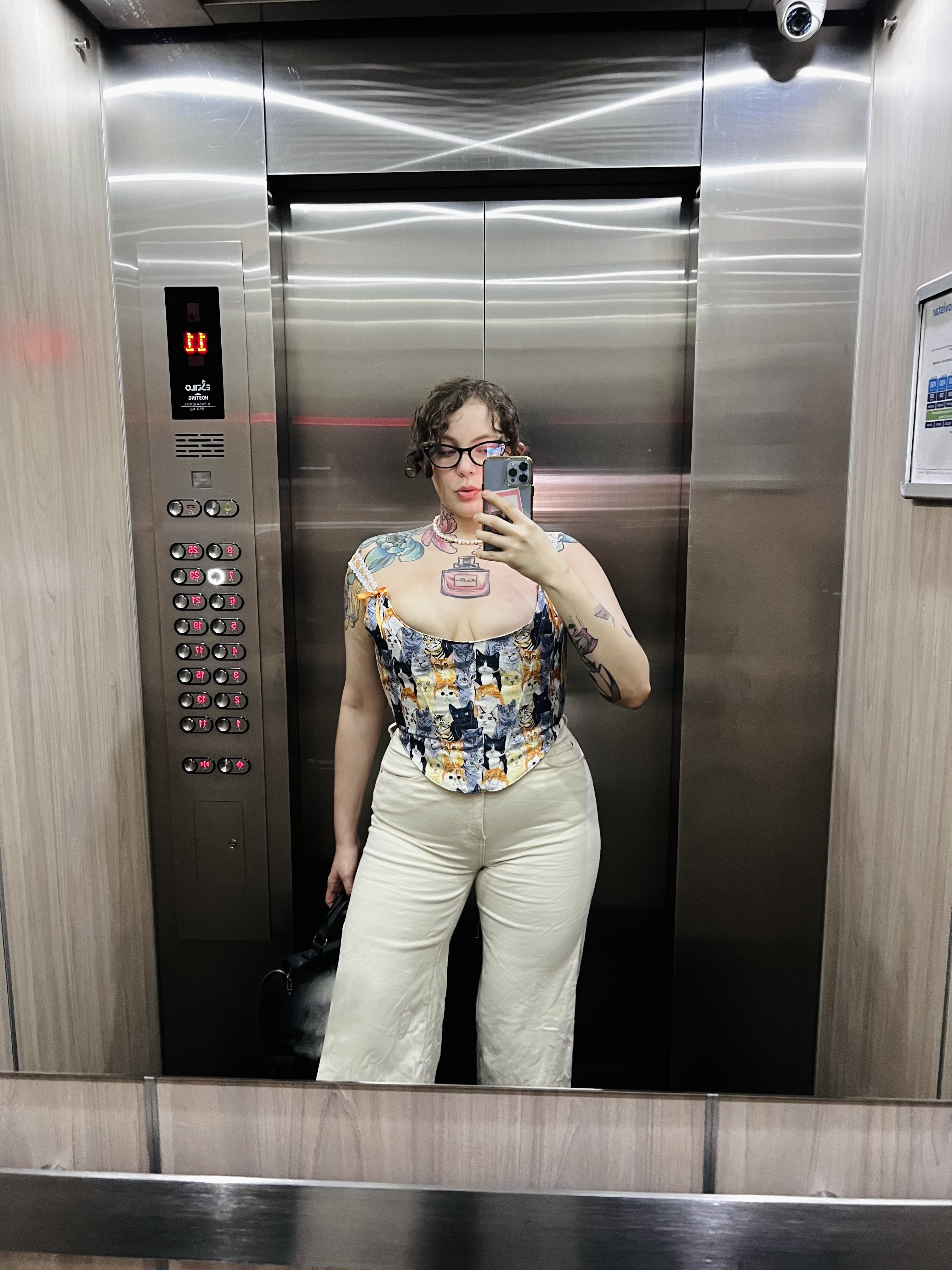 Antonellaaastonnee picture 3