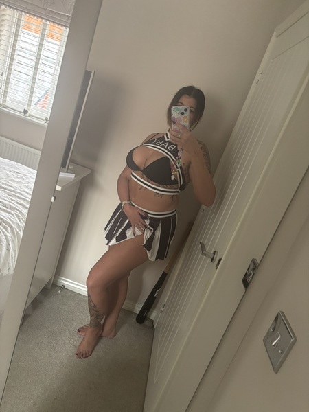 danidaze from Jerkmate