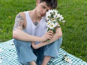 gabythombs pic