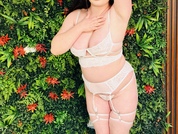 oliviataryn photo