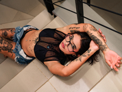 bitchval pic