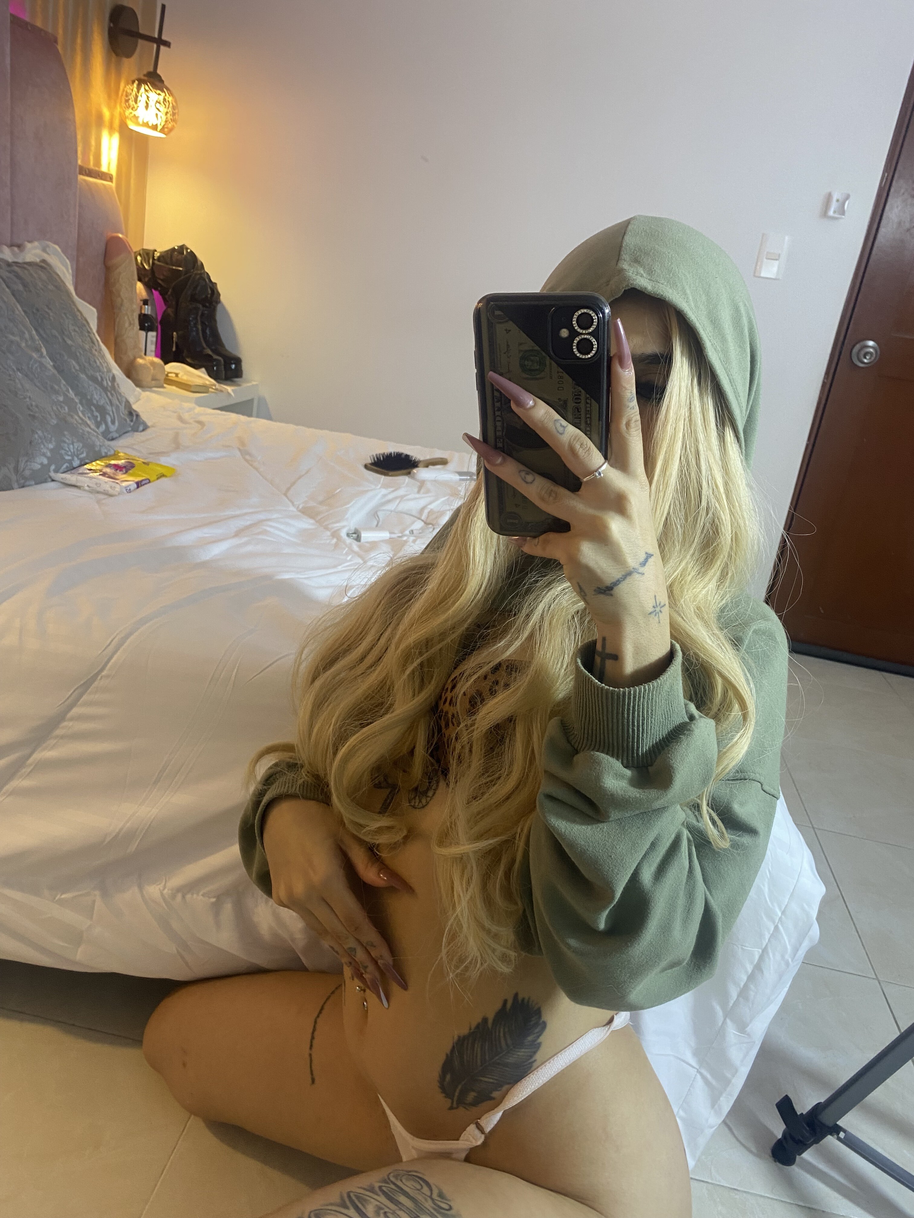 samanthastonn from Jerkmate