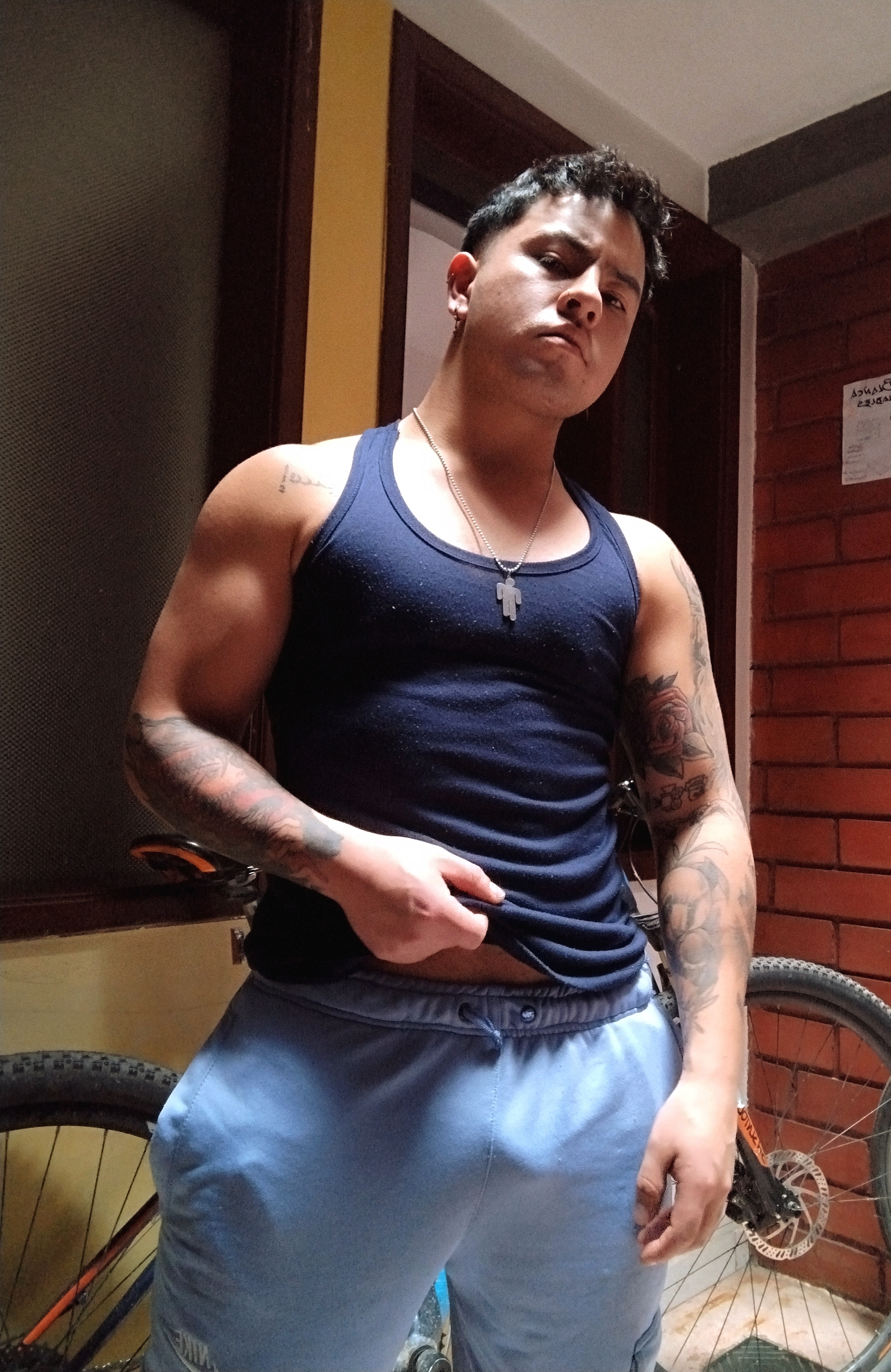 axellsantana from Jerkmate