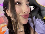 abrilluar pic