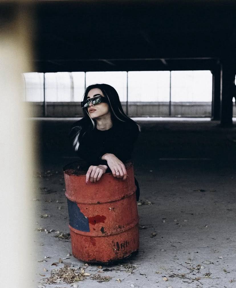 evamelnik from Jerkmate