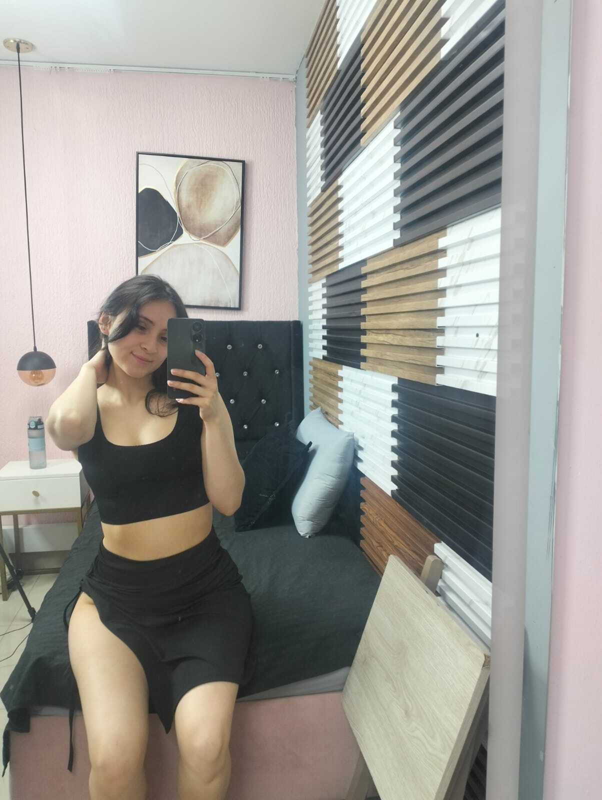 annielamberth from Jerkmate