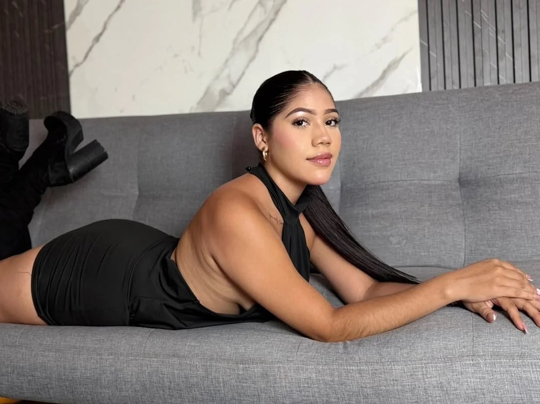 SarahYessica photo 3