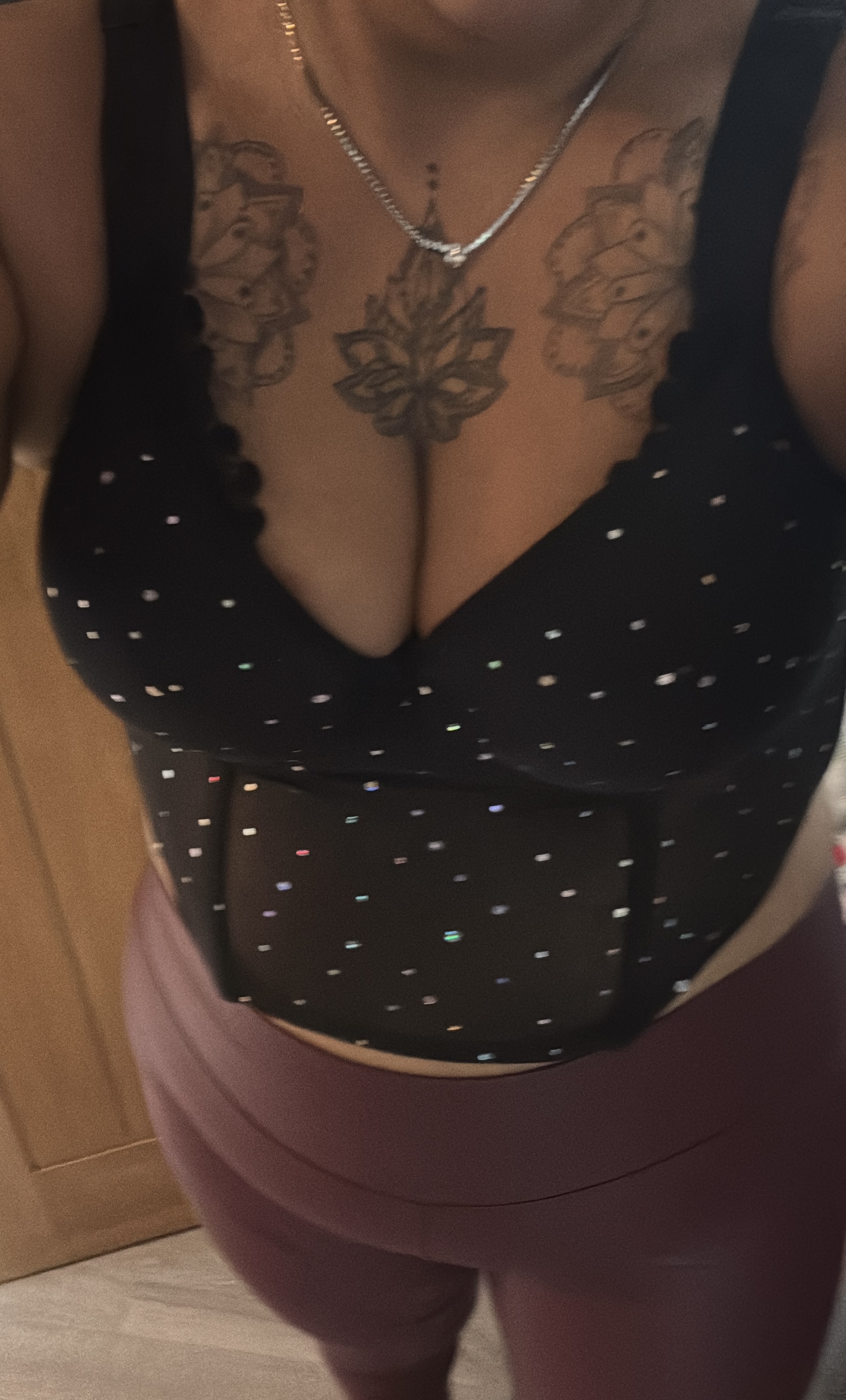 ivybelle_milfuk from Jerkmate