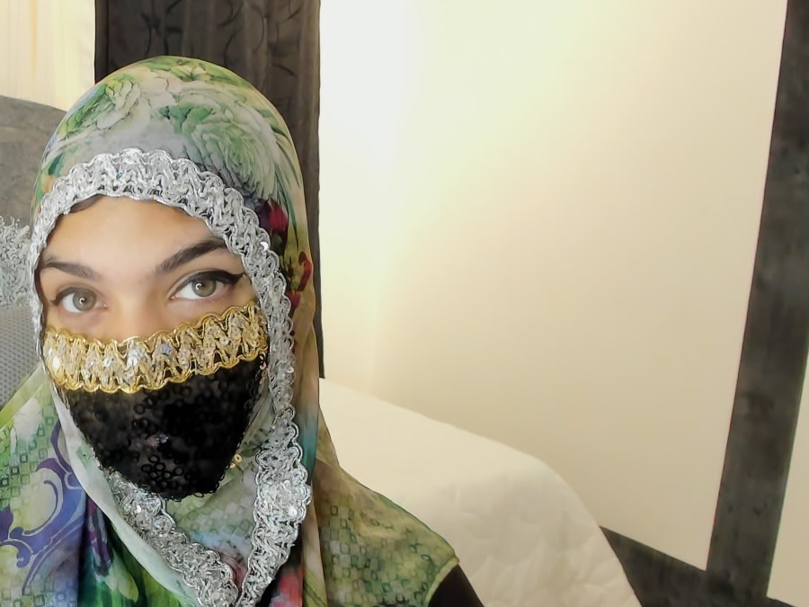 anifoxx from Jerkmate