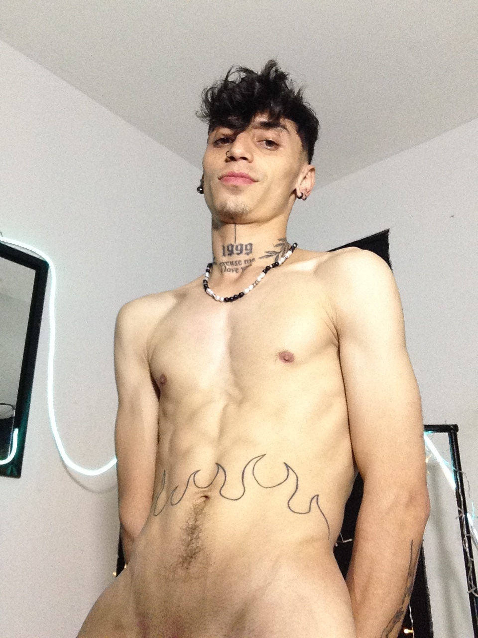 ALEJO_GREYX