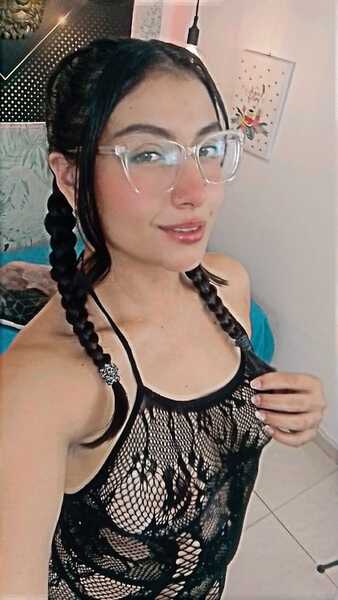 sophiacarter99 from Jerkmate