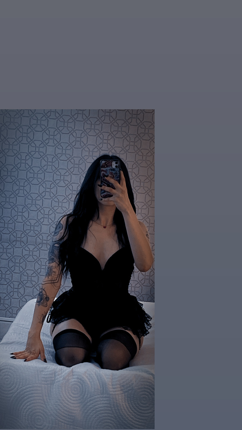 leilaaivy from Jerkmate