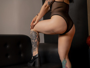 Holly_Hazee
