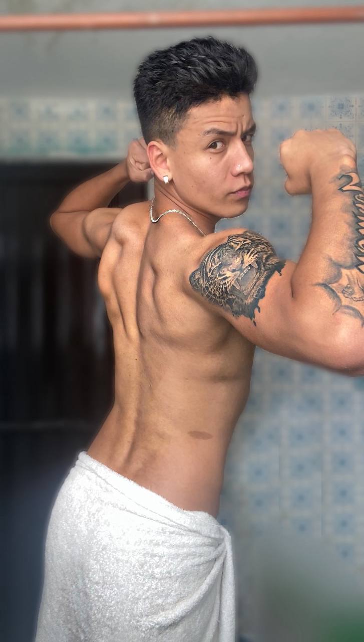 el_jhonnyxxx from Jerkmate