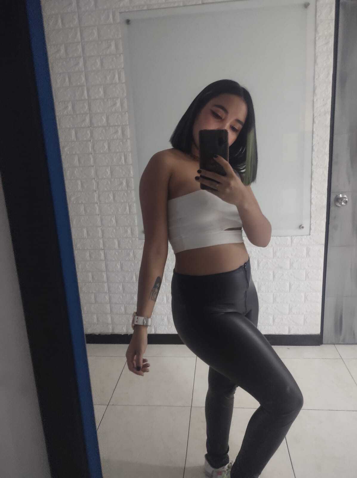 lucianacas from Jerkmate