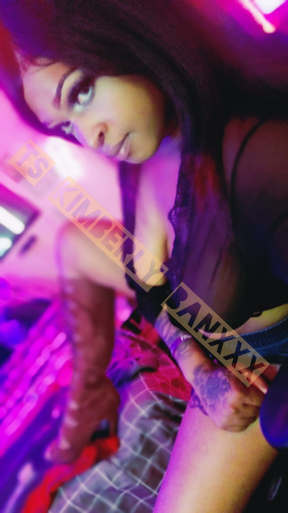 TS_KimberlyBanxxx photo 2