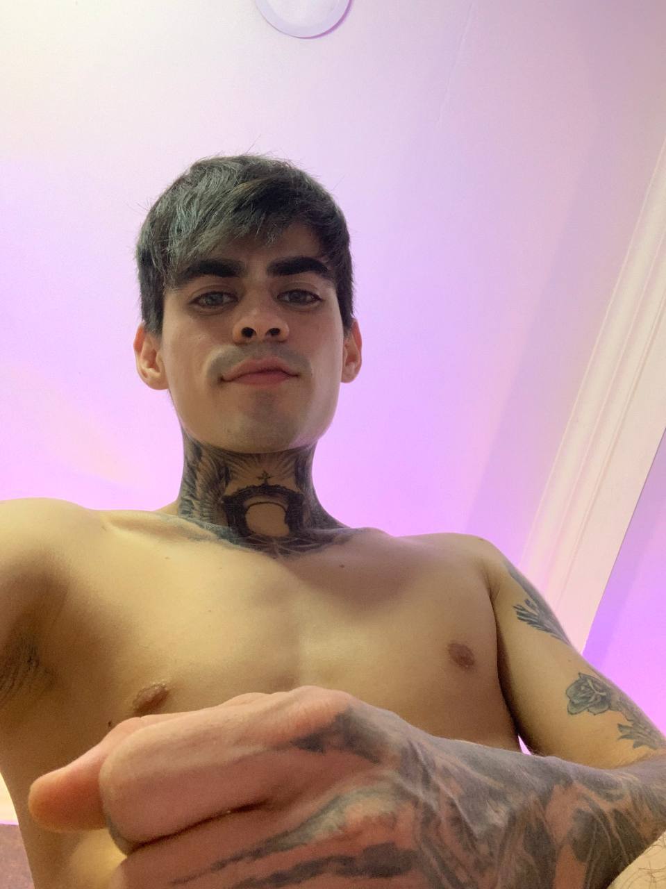 aron_muller from Jerkmate