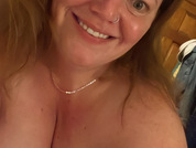 BustyBeautifulGinger