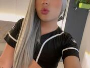 glossyybratz photo