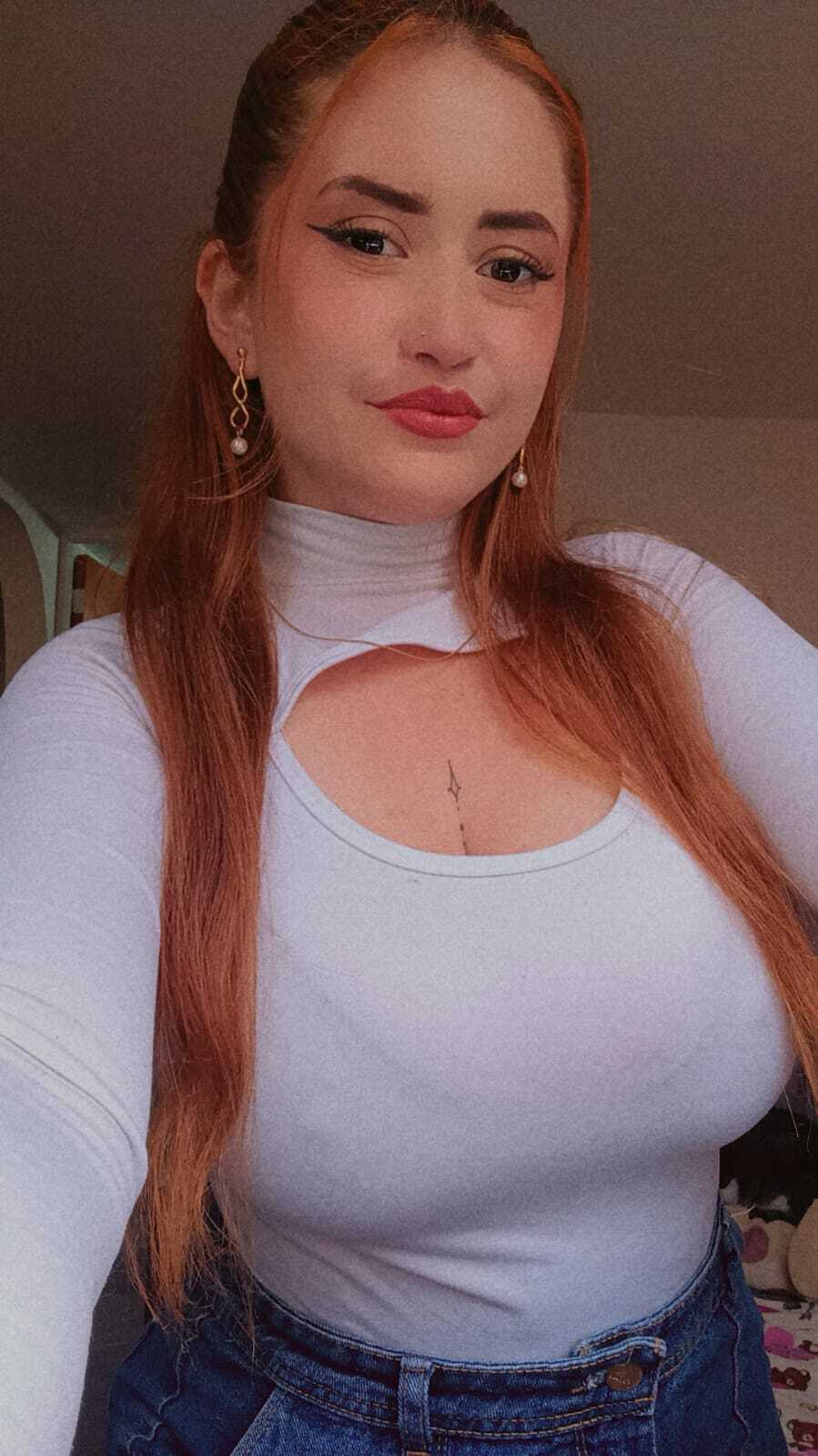 AmberLaurent picture 4