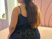Sharon_Curvy