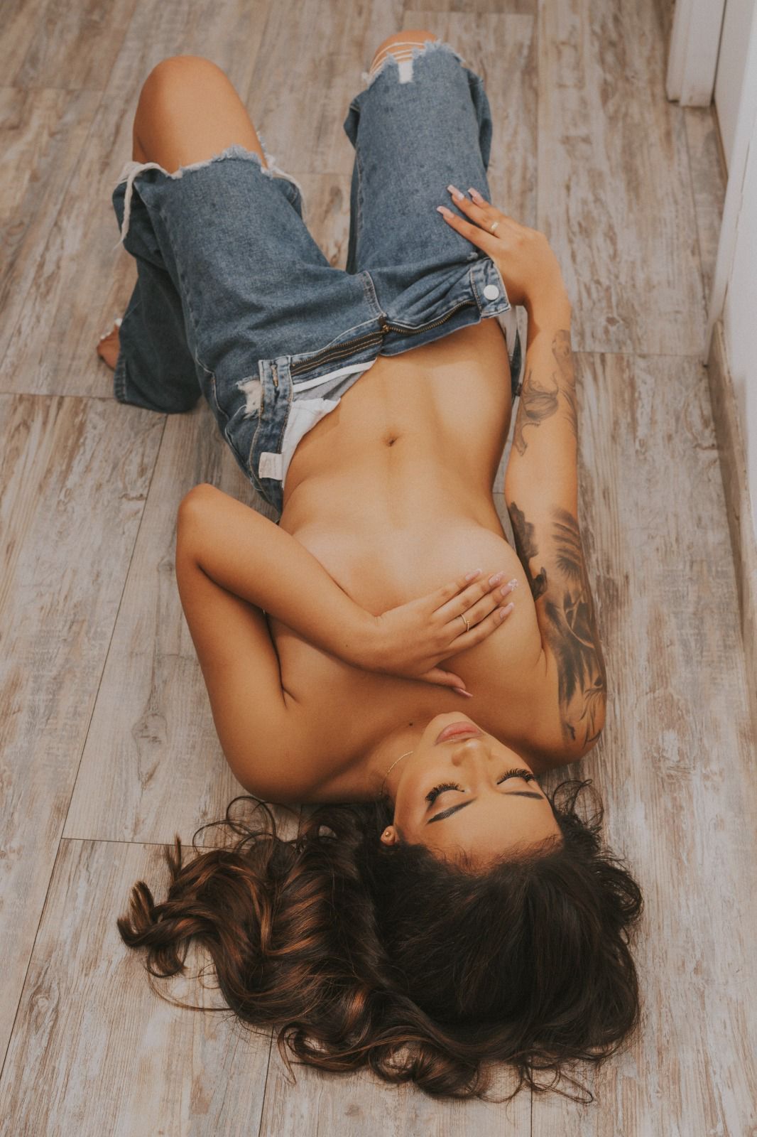 crystalw from Jerkmate