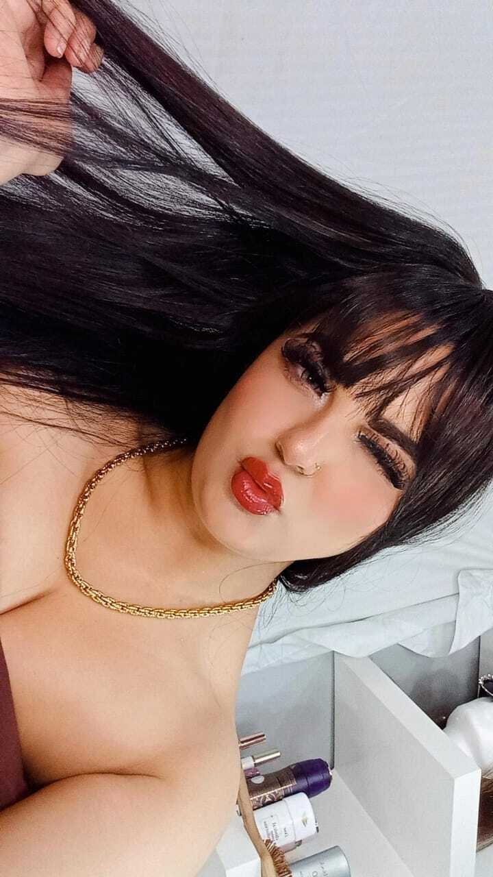 emilyconoor from Jerkmate