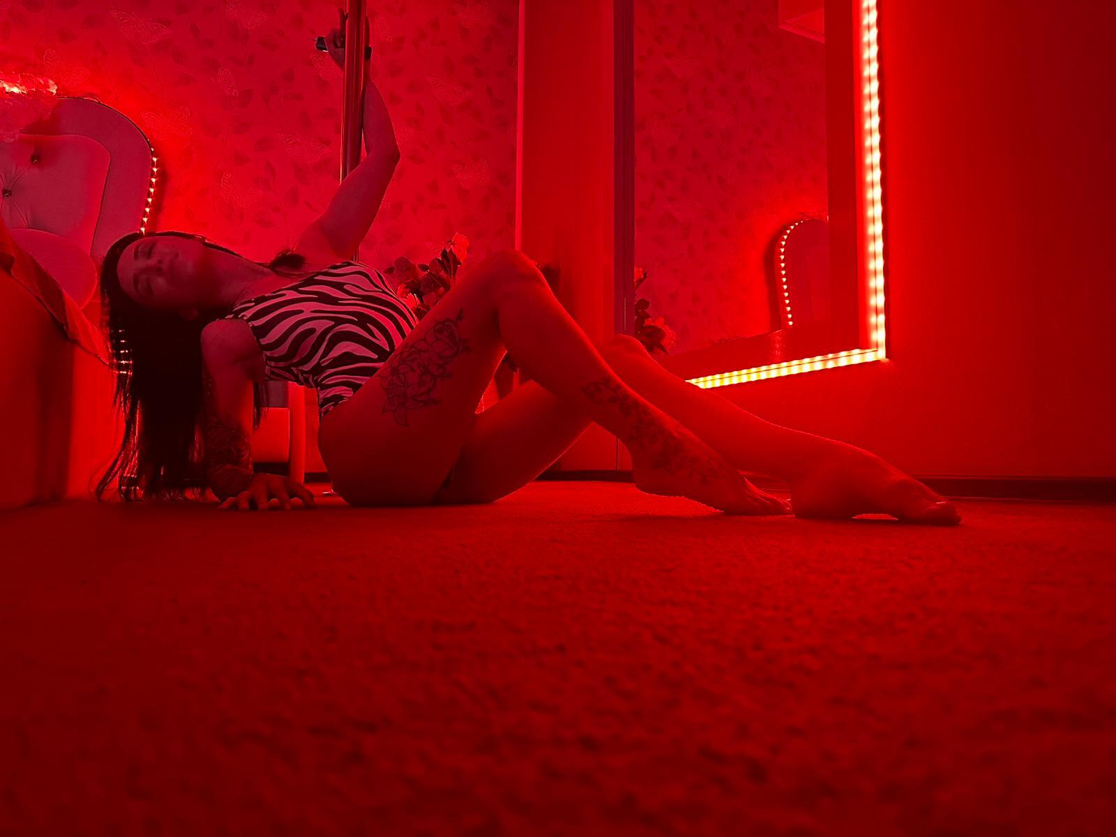 glamxkate from Jerkmate